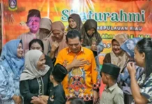 Warga Kampung Melayu Kijang Lama Silaturahmi dengan Gubernur Kepri