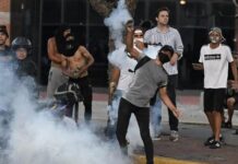 Demo Tolak Maduro Menang Pilpres Venezuela Pecah, Gas Air Mata Ditembakkan
