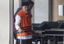 Kesaksian soal Eks Gubernur Malut Ngamar Bareng Wanita Muncul di Sidang