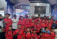 Amsakar Lepas Pesepakbola Muda Batam Ke Malaysia