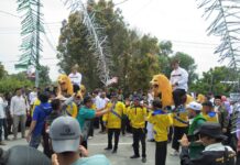 Pasangan Ing Iskandarsyah dan Rocky Marsiano Bawole Daftar ke KPU Karimun