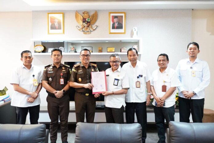 jefridin terima uang rampsan