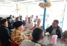 Canda Tawa Warnai Sarapan Pagi Calon Bupati Natuna Petahana dan Penantang