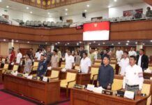DPRD Kota Batam Gelar Paripurna Perdana, Sepakati 8 Fraksi