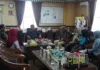Bahas Percepatan Pelayanan Keluarga Berencana,Deputi KBKR BKKBN Bertemu Bupati Natuna