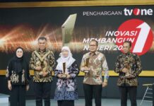 Bupati Natuna, Wan Siswandi Raih Penghargaan Inovasi Membangun Negeri 2024 dari TvOne