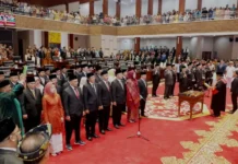43 Anggota DPRD Kepri Periode 2024-2029 Resmi Dilantik, 2 Orang Mengundurkan Diri