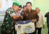 Pemprov Kepri Serahkan Insentif Personel TNI/Polri Hampir Rp2 Miliar