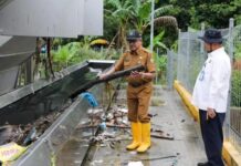 Sekda Jefridin: Air Meluap Dipicu Sedimentasi dan Tumpukan Sampah