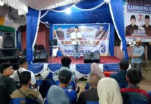 Paslon Bakti Lubis dan Raja Bahtiar Silaturahmi dengan Warga Sungai Ayam