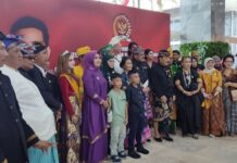 35 Kerajaan Nusantara Hadiri Pelantikan Prabowo-Gibran dengan Pakaian Adat