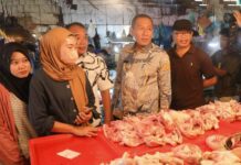Pastikan Stabilitas Harga, Pjs Walikota Batam Tinjau Pasar Tos 3000