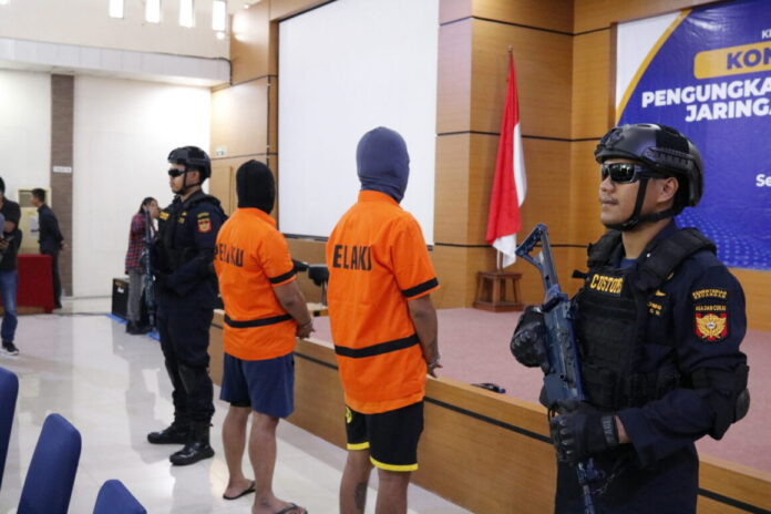 selundupkan narkoba