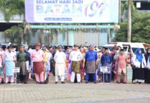 Meriahkan Hari Jadi Kota Batam ke-195, Pegawai Gunakan Pakaian Melayu