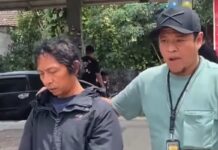 Nanang “Gimbal” Hanya Gelengkan Kepala Saat Ditanya Alasan Bunuh Sandy Permana