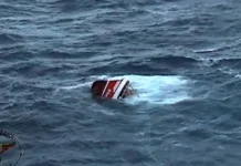 Kapal Longboat Kecelakaan di Perairan Karimun, 3 Orang Hilang dan 6 Korban Selamat