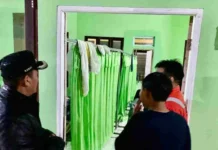 Pj Walikota Tanjungpinang Tinjau Rumah Warga yang Kebanjiran
