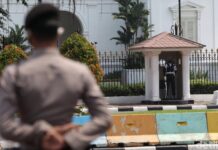Dosen ASN Demo Tuntut Tunjangan Kinerja di Istana Hari Ini