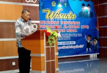 Wabup Karimun Rocky Marciano Bawole Wisuda 300 Santri