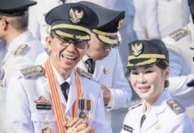 Amsakar-Li Claudia Resmi Jabat Walikota dan Wakil Walikota Batam