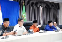 Sekda Batam Ikuti Presentasikan Teknik Pengelolaan Sampah Melalui Zoom Meeting
