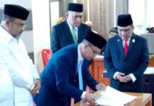 Asisten 1 Pemprov Kepri Jadi Saksi Sertijab Bupati dan Wakil Bupati Karimun