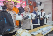 Kurir Jaringan Internasional Nyamar Saat Selundupkan Sabu 12,8 Kg ke Riau