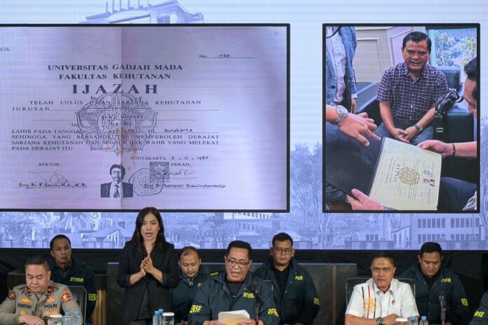ijazah jokowi
