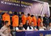 Ormas Depok Aniaya Polisi-Bakar Mobil gegara Tak Terima Ketua Diringkus