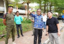 Pemko Lanjut Tertibkan Reklame di Jodoh, Total Sudah 1.148 Dibongkar