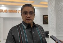Wakil Ketua Komisi II DPR Sebut Putusan MK soal Pemisahan Pemilu Masih Dikaji
