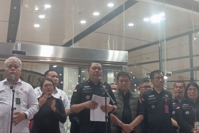 nadim perintahkan gunakan crom