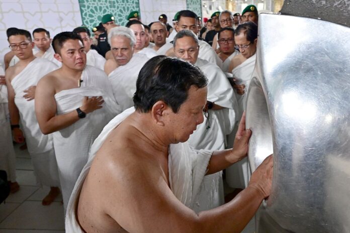 prabowo umroh