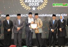 Amsakar Achmad Raih Penghargaan BAZNAS Award 2025, Komitmen Dukung Gerakan Zakat Nasional