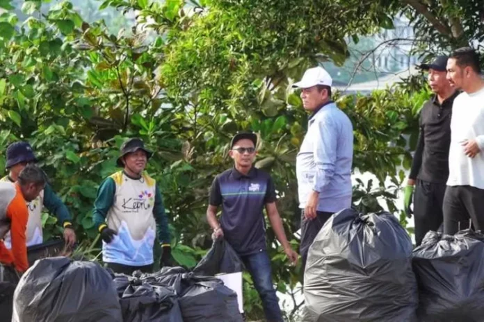 ansar gotong royong