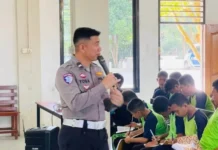 Polresta Barelang Beri Penyuluhan Tertib Berlalu Lintas ke Siswa SMA