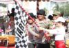 Pawai Pembangunan 2025 Kota Batam Dilepas Amsakar dan Li Claudia