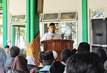 Pemprov Kepri Serahkan Bantuan Permakanan untuk Anak-Anak di Kota Batam