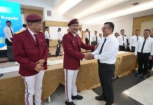 Begini Bentuk Jas Almamater Sekolah Rakyat, Dilengkapi Baret Merah dan Tanda Kepangkatan
