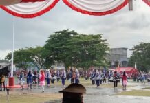 Penurunan Bendera Merah Putih di Natuna Diwarnai Hujan