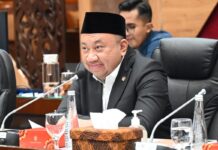 Pimpinan Komisi X DPR Desak Pemerintah Naikkan Gaji Guru Honorer