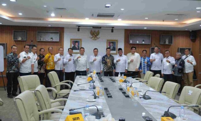 Lis Usulkan Kampung Nelayan