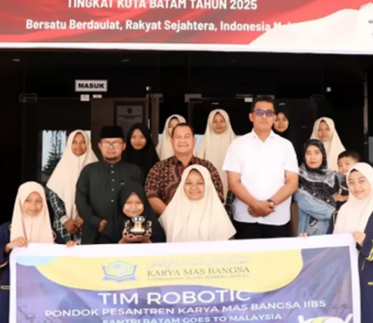 Walikota Batam Lepas Peserta Lomba Robotik Internasional