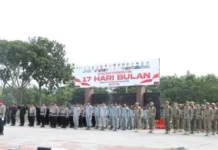 Hadiri Upacara Bendera, Amsakar Achmad Tekankan Pentingnya Sinergi dan Kedisiplinan
