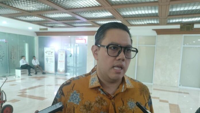dave-laksono