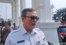 Sekretaris Lurah Petojo Dinonaktifkan gegara Pamer Hidup Mewah di Medsos