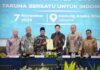 Gus Ipul Serahkan Kepmen Pengukuhan PNKT ke Budisatrio Djiwandono