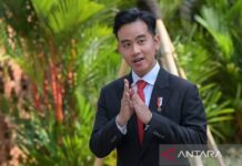 PN Jakpus Nyatakan Tak Berwenang Adili Gugatan Ijazah Gibran