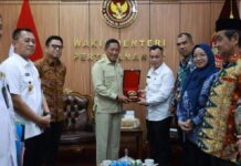 Kemhan dan Bupati Bahas Proyek Smelter di Lingga