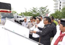 Tujuh Truk Sembako IKSB untuk Korban Bencana di Sumbar Dilepas Walikota Batam